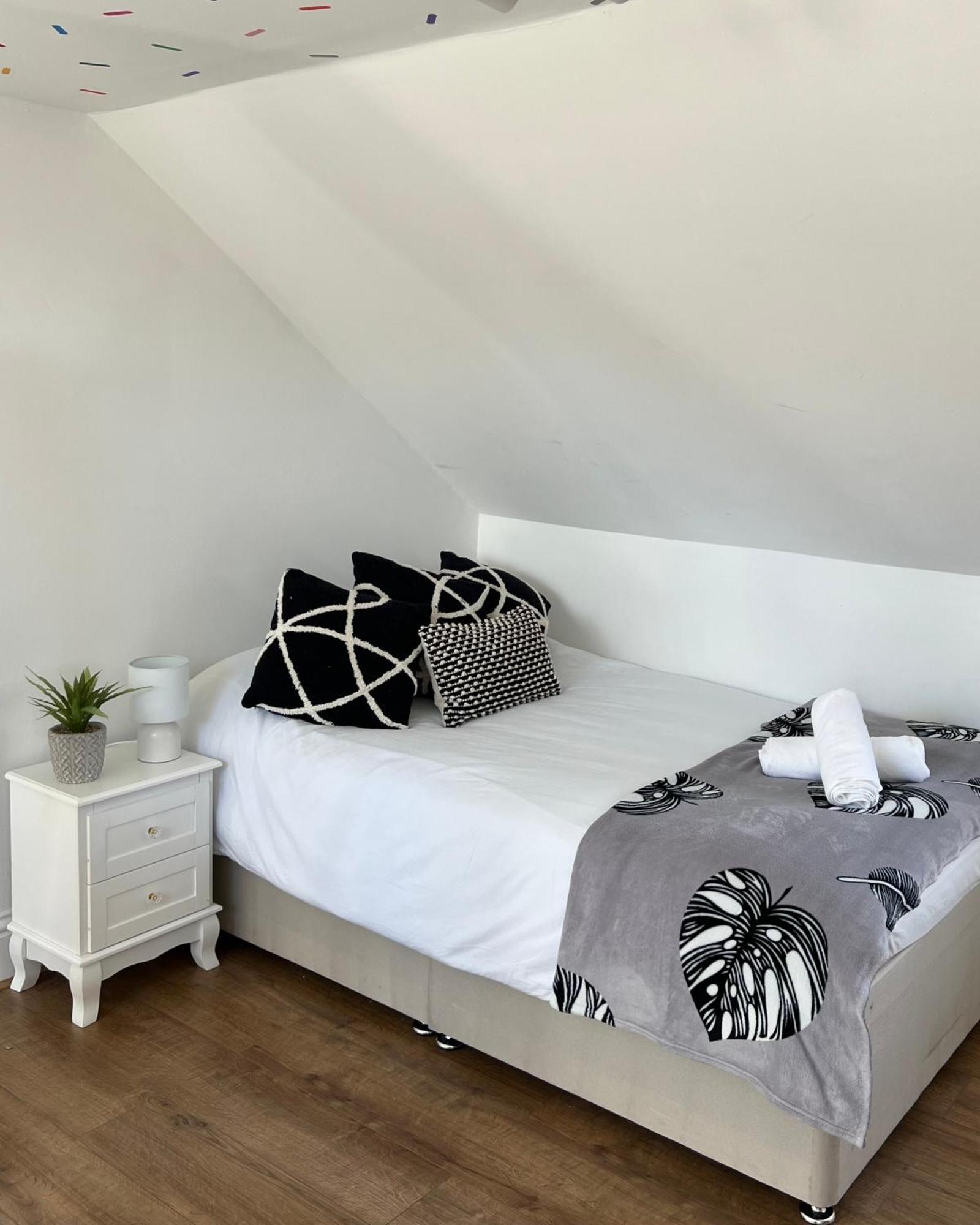 Cosy Studio Apartment Near Brighton Beach Екстериор снимка