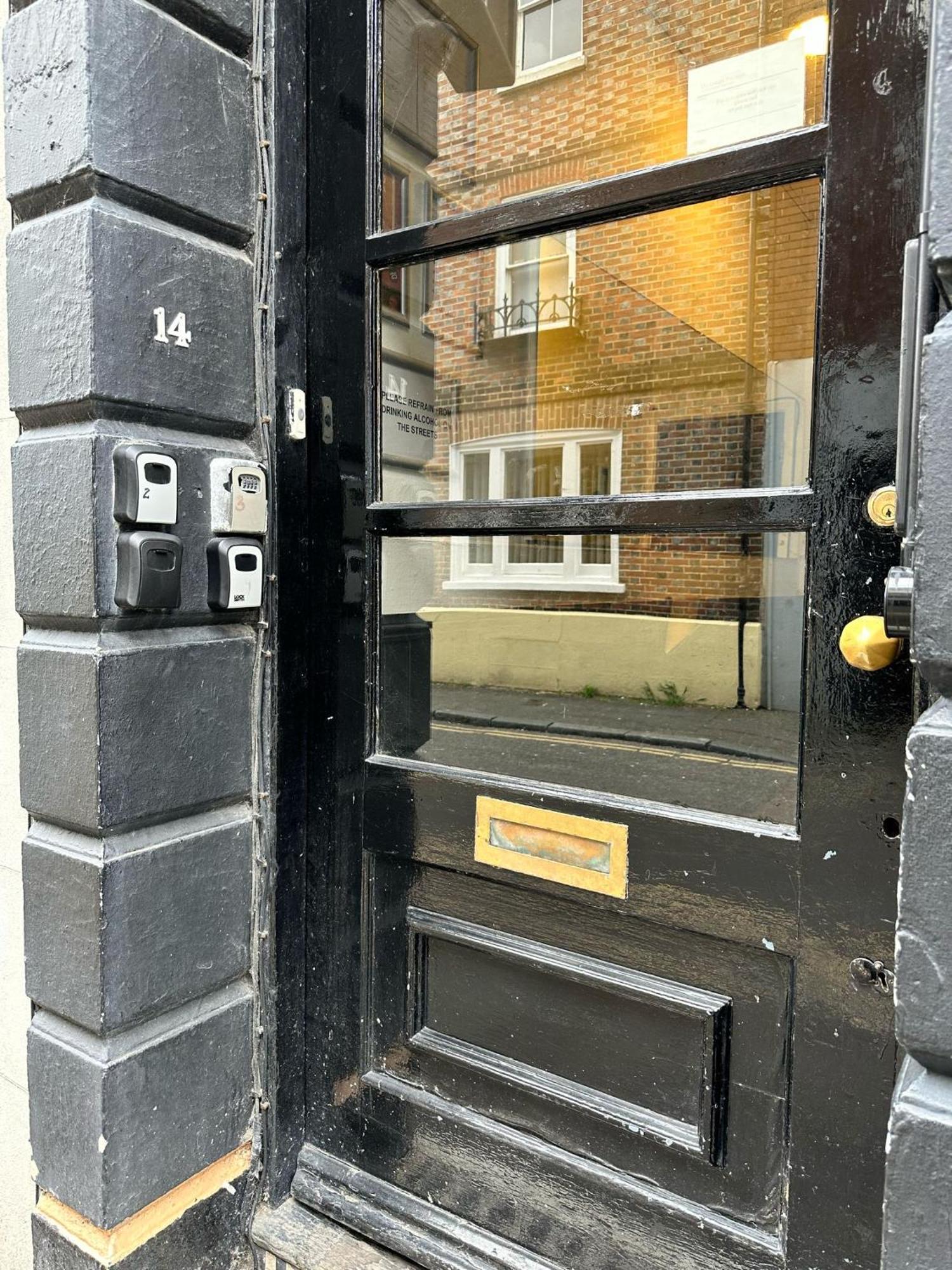 Cosy Studio Apartment Near Brighton Beach Екстериор снимка